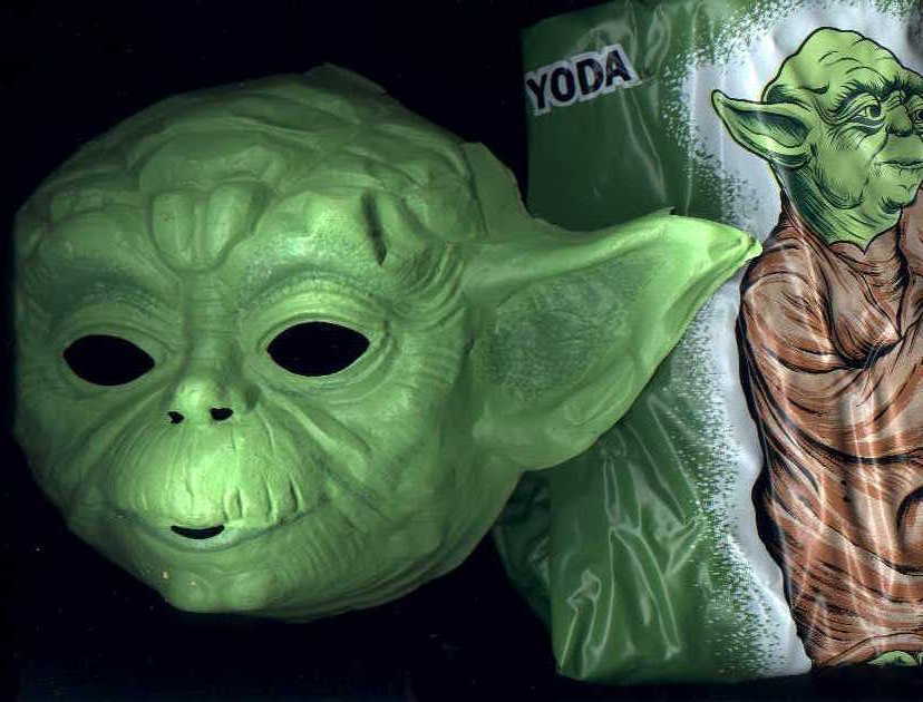 Large picture of a Yoda costume