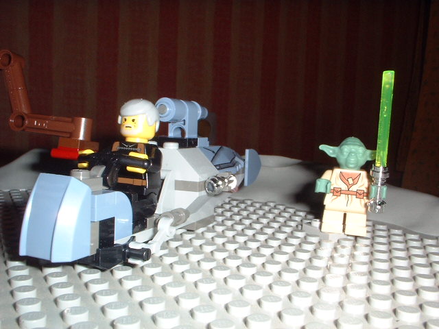 LEGO Yoda and Count Dooku