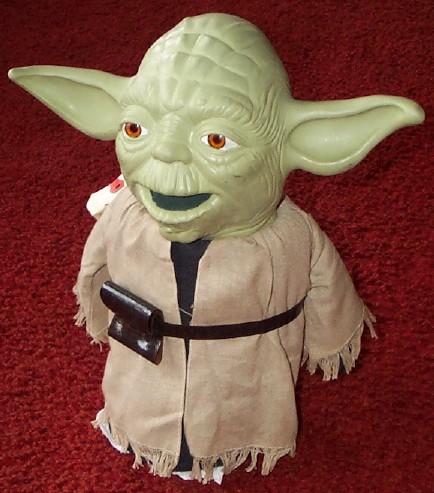 Prototype Yoda puppet toy (from ToysRGus.com)