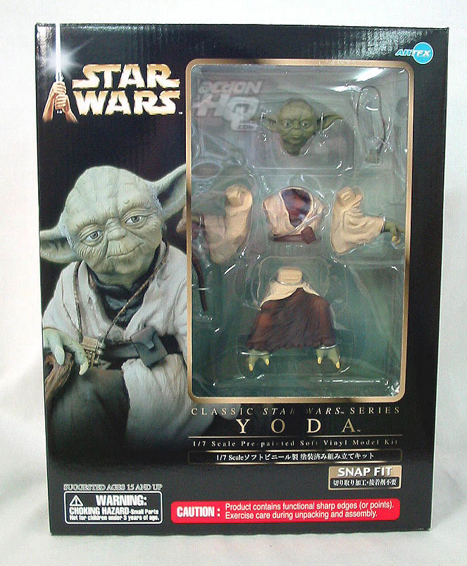 Front of Kotobukiya Yoda package