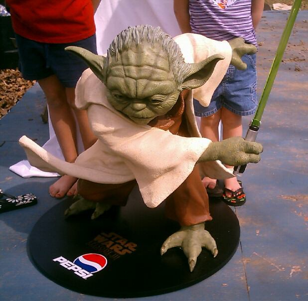 Pepsi Revenge of the Sith life size Yoda replica