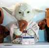 Tomy Yoda plush figurine - 357x348